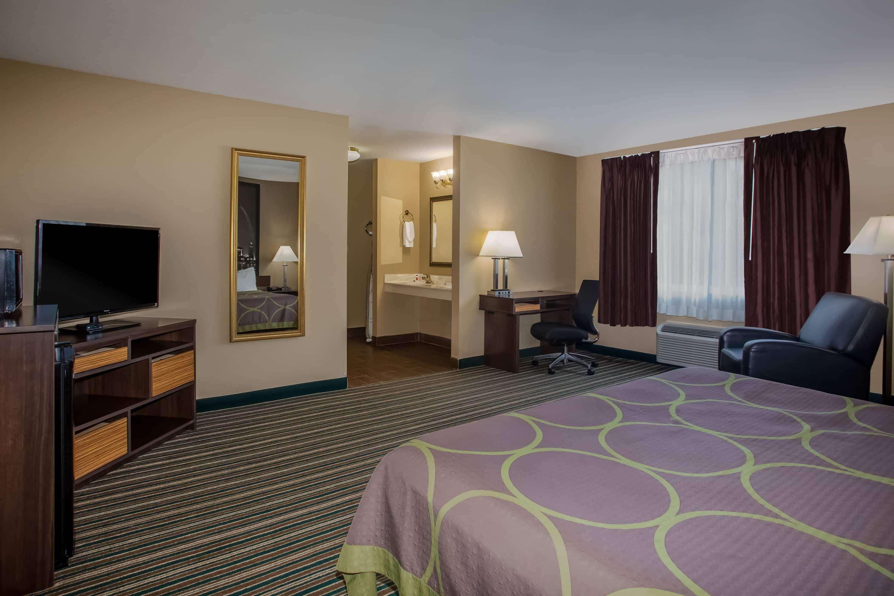 Super 8 By Wyndham Union Hotel Bagian luar foto